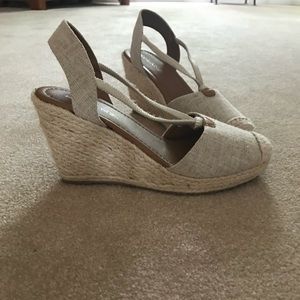 Size 7 Solanz Wedges